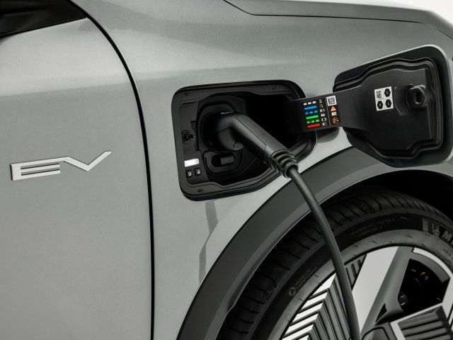 Eclipse Cross BEV